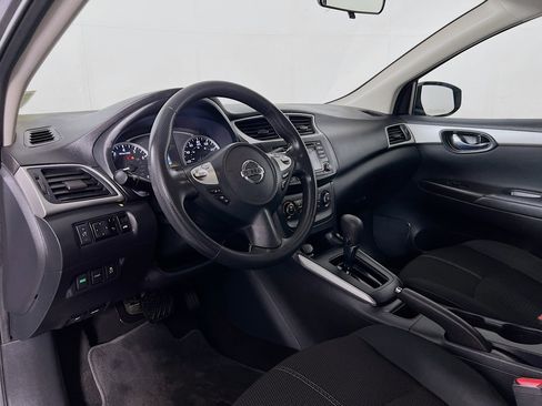 Used 2018 Nissan Sentra S w/ S Midnight Style Package FWD image 9