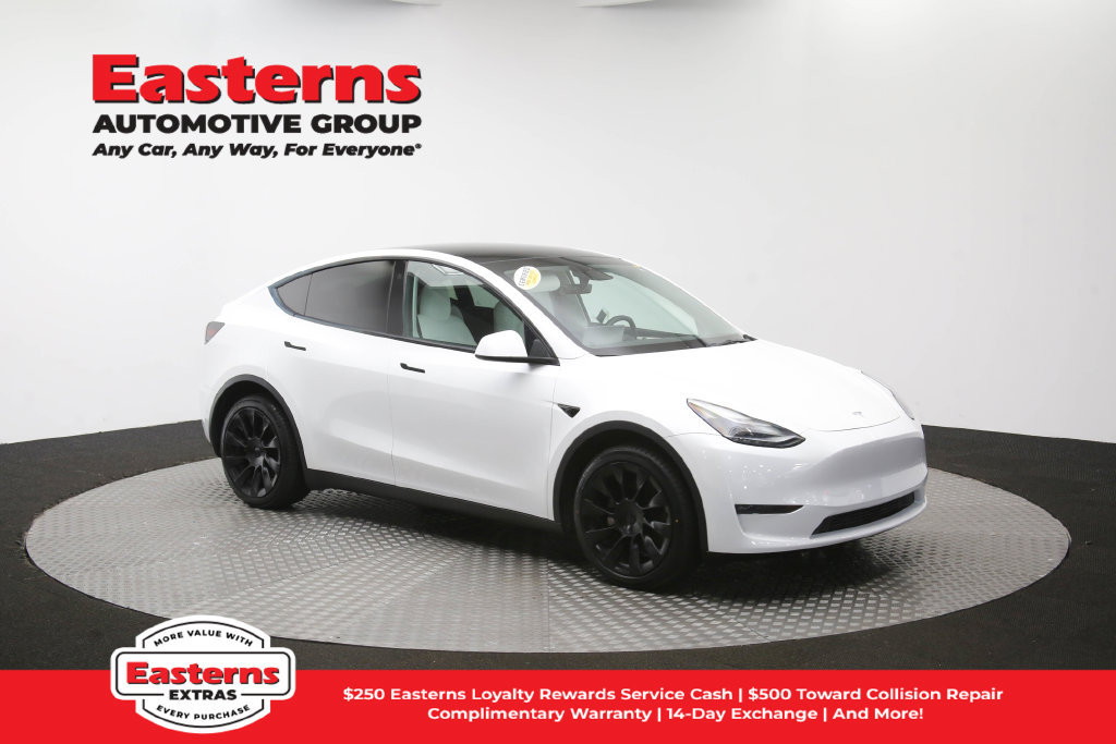 Used 2022 Tesla Model Y Long Range AWD/4WD image 45