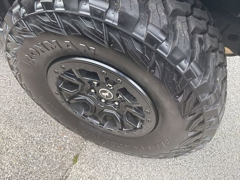Used 2023 Ford Bronco Wildtrak AWD/4WD image 2