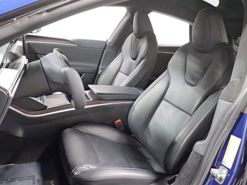 Used 2022 Tesla Model S image 29