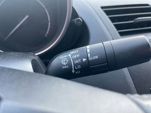 Used 2010 MAZDA MAZDA3 s Sport FWD image 16