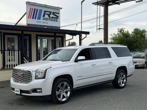 Used 2019 GMC Yukon XL Denali w/ Open Road Package AWD/4WD image 2