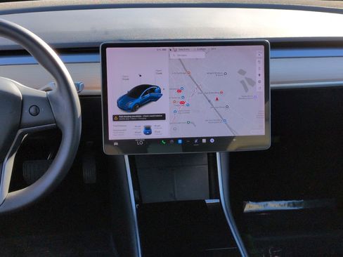 Used 2020 Tesla Model 3 Long Range image 29