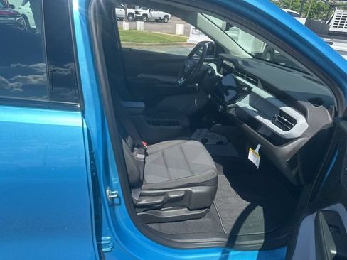New 2027 Chevrolet Bolt LT w/ Comfort Package FWD image 31