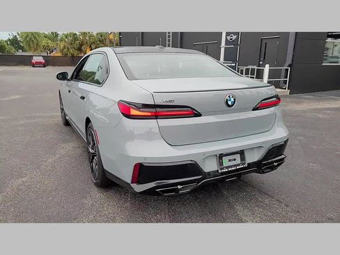 New 2025 BMW 760i xDrive 760i xDrive image 17