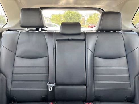 Used 2023 Toyota RAV4 XLE Premium FWD image 21
