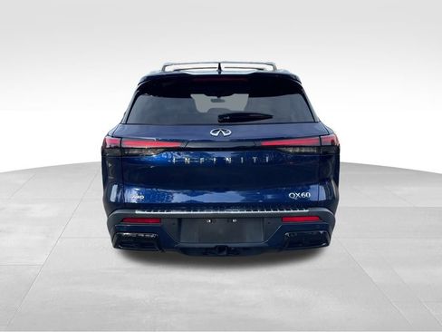 Used 2023 INFINITI QX60 Luxe w/ Performance Audio Package image 6