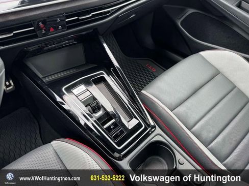 Used 2025 Volkswagen GTI Autobahn FWD image 31