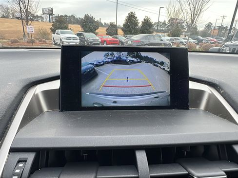 Used 2016 Lexus NX 200t FWD image 36