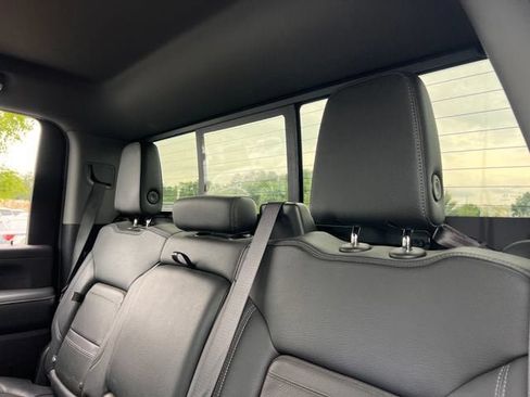 Used 2023 GMC Sierra 2500 Denali w/ Denali Ultimate Package AWD/4WD image 21