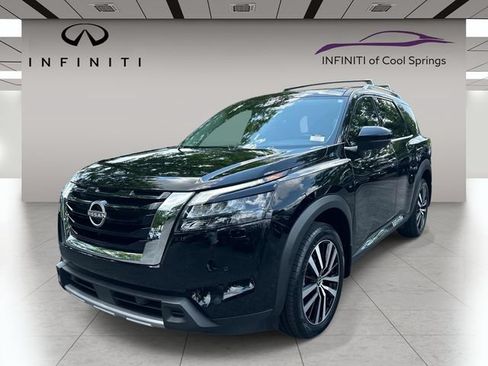 Used 2025 Nissan Pathfinder Platinum w/ Cargo Package FWD image 3
