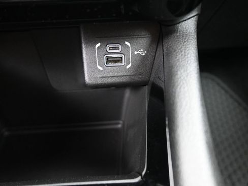 New 2026 Jeep Compass Latitude AWD/4WD image 9