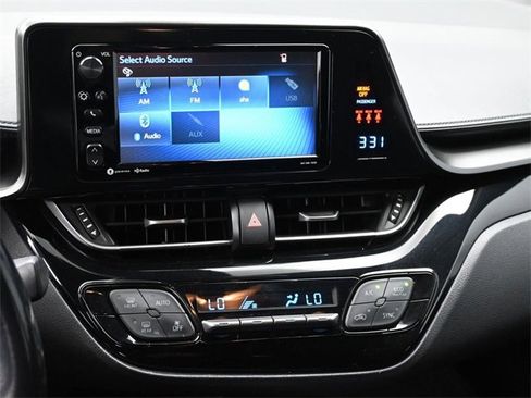 Used 2018 Toyota C-HR image 20