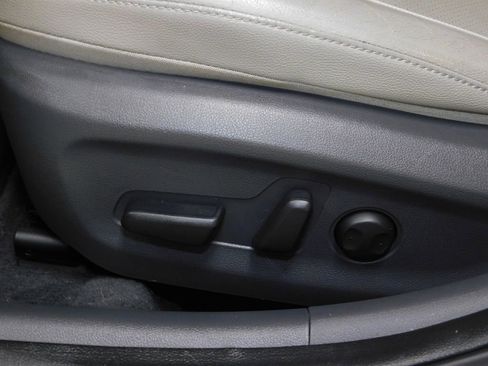 Used 2018 Hyundai Ioniq Limited FWD image 35