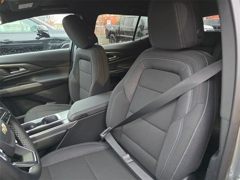 New 2026 Chevrolet Equinox EV LT image 21