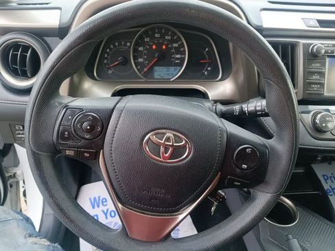 Used 2013 Toyota RAV4 XLE image 12