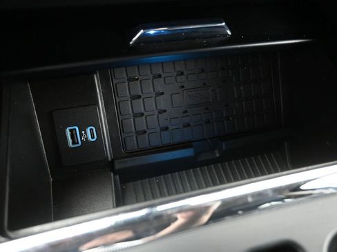 Used 2024 Ford Expedition Max XLT RWD image 29