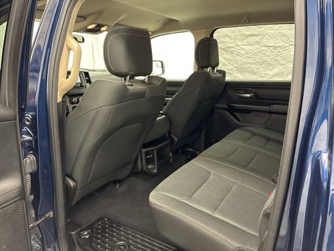Used 2019 RAM 1500 Tradesman AWD/4WD image 12
