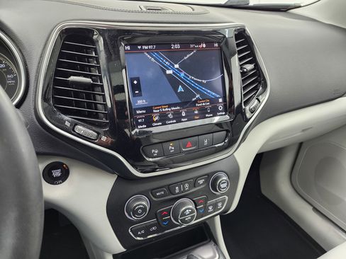 Used 2021 Jeep Cherokee Limited w/ Elite Package image 11