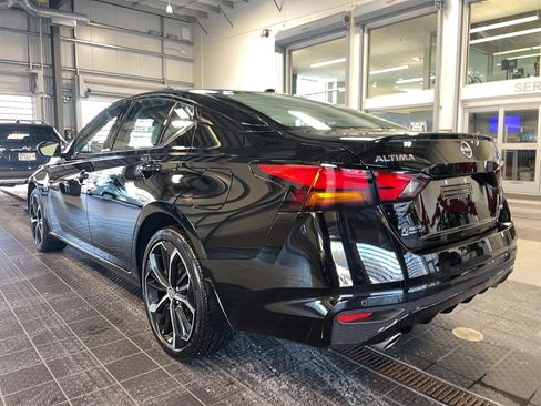 Used 2025 Nissan Altima 2.5 SR image 14