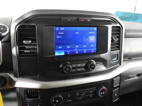 Used 2022 Ford F150 XLT image 27