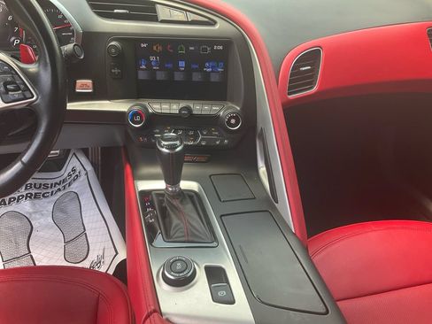 Used 2018 Chevrolet Corvette Z06 RWD image 21