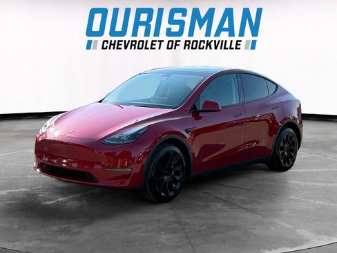 Used 2023 Tesla Model Y Long Range AWD/4WD image 2