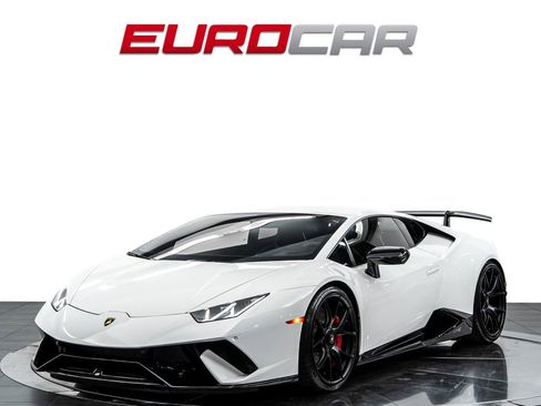 Used 2018 Lamborghini Huracan image 1