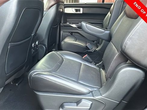 Certified 2020 Ford Explorer Platinum w/ Premium Technology Package image 21