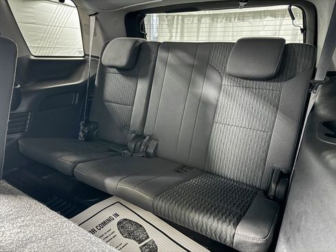 Used 2017 GMC Yukon SLE w/ HD Trailering Package image 9