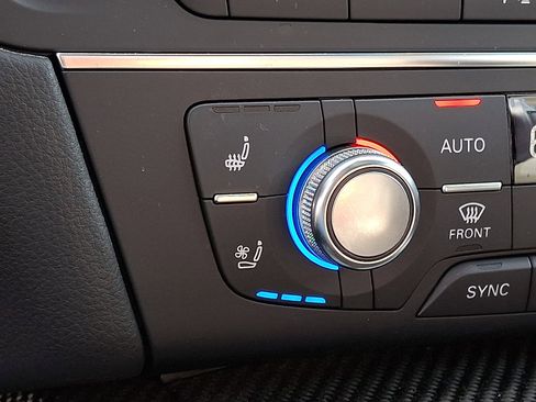 Used 2014 Audi RS 7 Prestige image 25