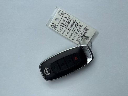 New 2025 Nissan Kicks SV w/ SV Premium Package image 27