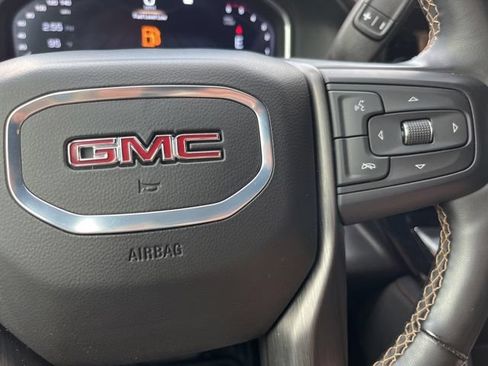 Used 2024 GMC Sierra 2500 AT4 w/ AT4 Premium Plus Package AWD/4WD image 35