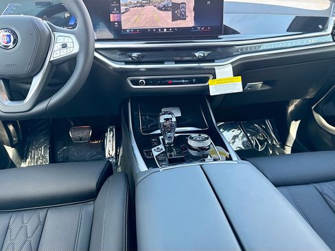 New 2026 BMW ALPINA XB7 AWD/4WD image 21