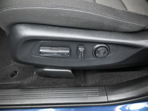 Certified 2025 Honda CR-V EX image 21