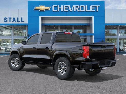 Used 2026 Chevrolet Colorado LT RWD image 3