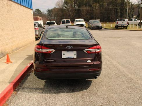 Used 2019 Ford Fusion SE image 5