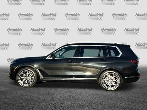 Used 2025 BMW X7 xDrive40i w/ Parking Assistance Package image 8