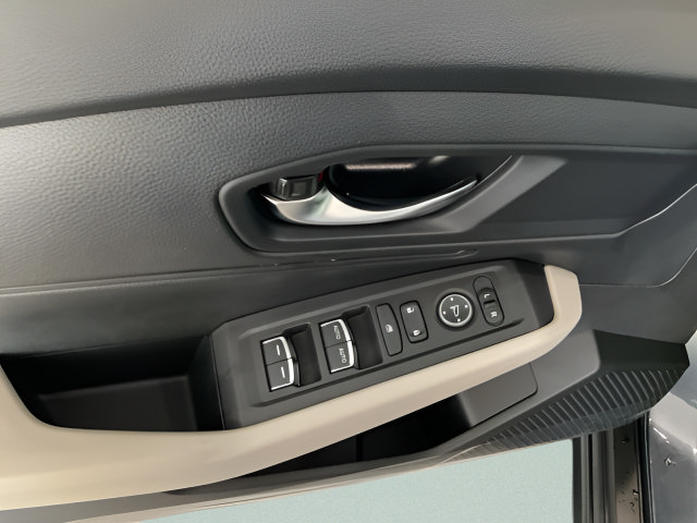New 2026 Honda Accord LX image 4