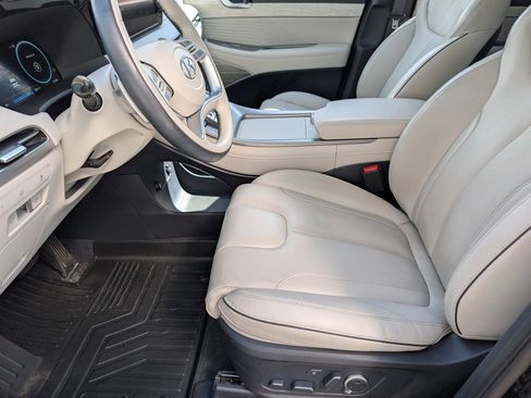 Used 2023 Hyundai Palisade Calligraphy image 30