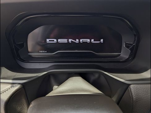 Used 2023 GMC Yukon XL Denali w/ LPO, Floor Liner Package AWD/4WD image 2