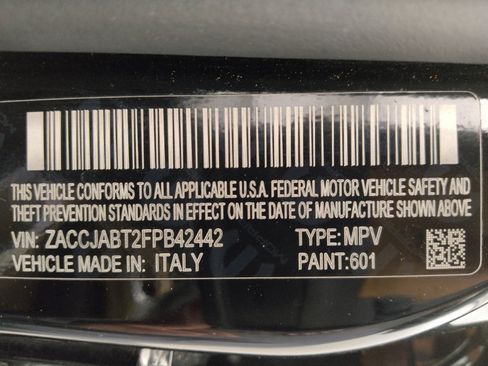 Used 2015 Jeep Renegade Latitude w/ Popular Equipment Group FWD image 33