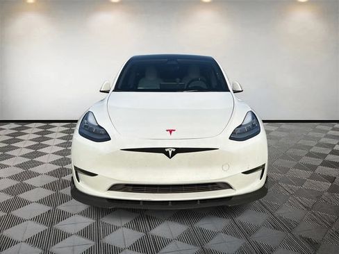 Used 2021 Tesla Model Y Long Range AWD/4WD image 2