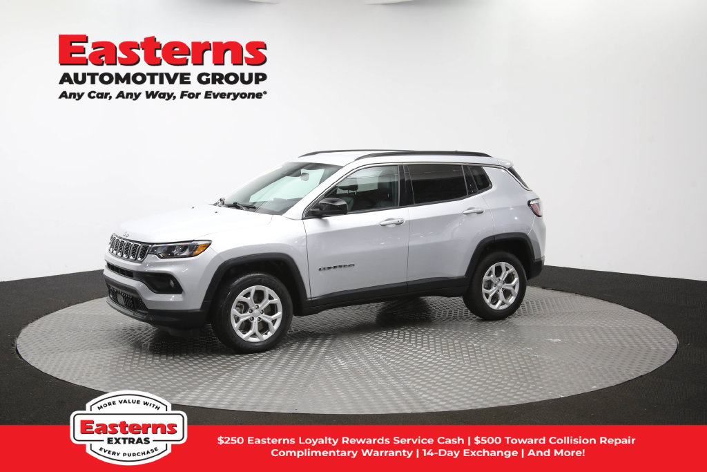 Used 2024 Jeep Compass Latitude AWD/4WD image 58