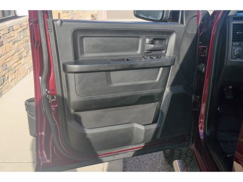 Used 2018 RAM 1500 Express w/ Express Value Package image 9