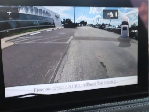 Used 2022 Lincoln Corsair FWD image 4