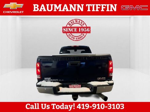 Used 2009 GMC Sierra 2500 SLE w/ Convenience Package AWD/4WD image 9