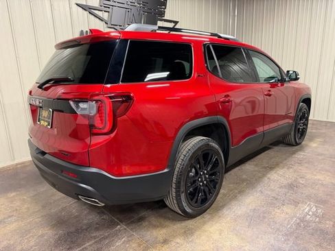 Used 2023 GMC Acadia SLT w/ Elevation Edition image 8