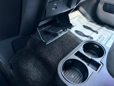 Used 2017 Ford F150 XLT image 46