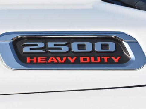 Used 2022 RAM 2500 Big Horn AWD/4WD image 11